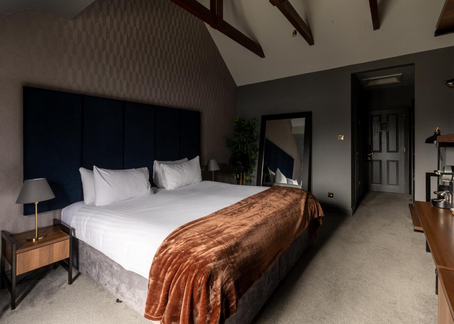 The Chesterton Hotel Бистер Экстерьер фото